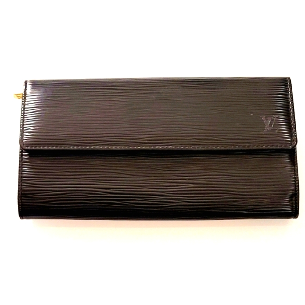 LOUIS VUITTON EPI LEATHER Sarah Clutch Wallet Black EXCELLENT Condition